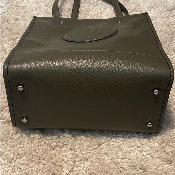 Coach tote purse - Picture 2 of 5